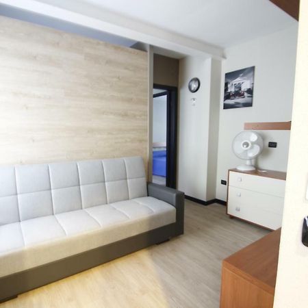 La Casa Del Lago Acomodação com café da manhã Sirmione Exterior foto