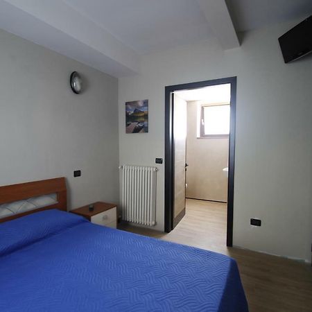 La Casa Del Lago Acomodação com café da manhã Sirmione Exterior foto